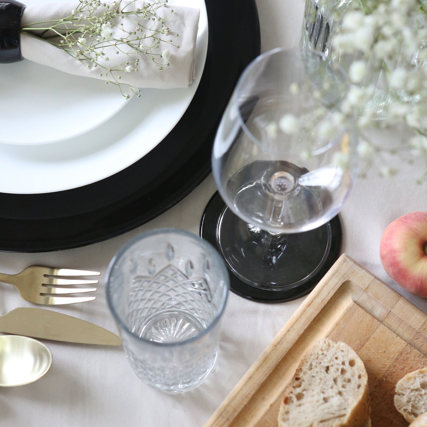 33cm Metallic Melamine Charger Plates - Pack of Six