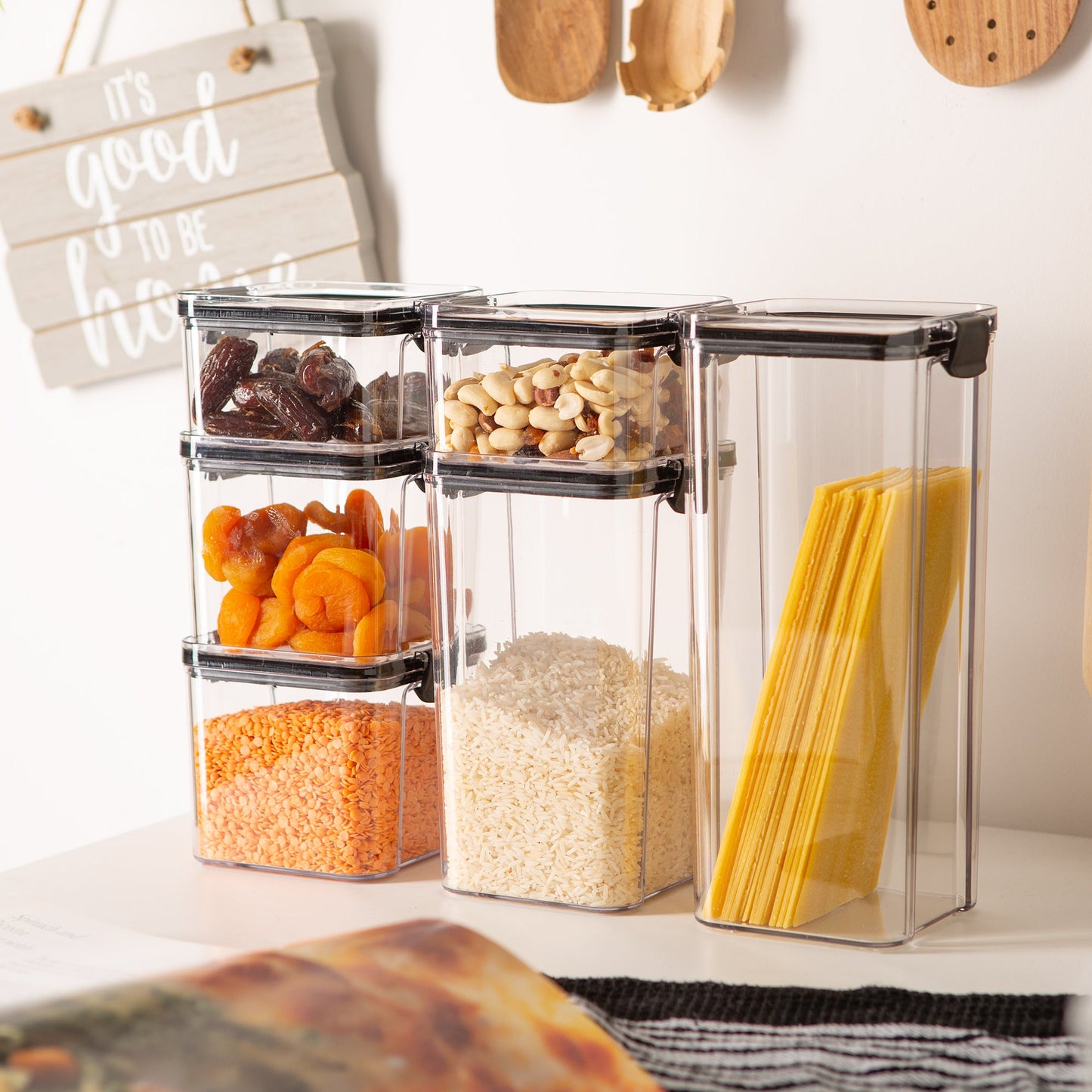 1.8L Airtight Plastic Food Storage Container