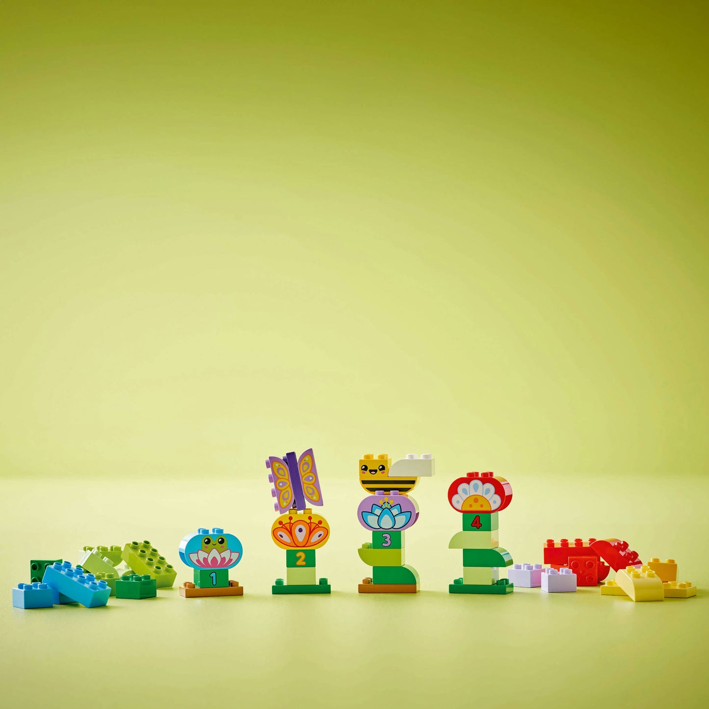 Lego Duplo 10444 Creative Garden & Flowers for Toddlers Ages 2 and Up