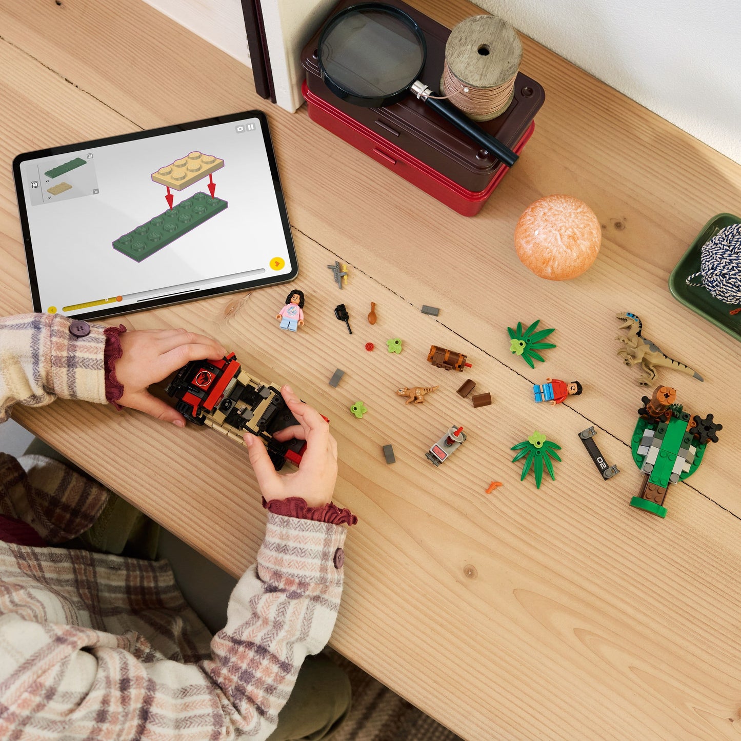 Lego Jurassic World 76972 Raptor Off-Road Escape for Ages 6 and Up