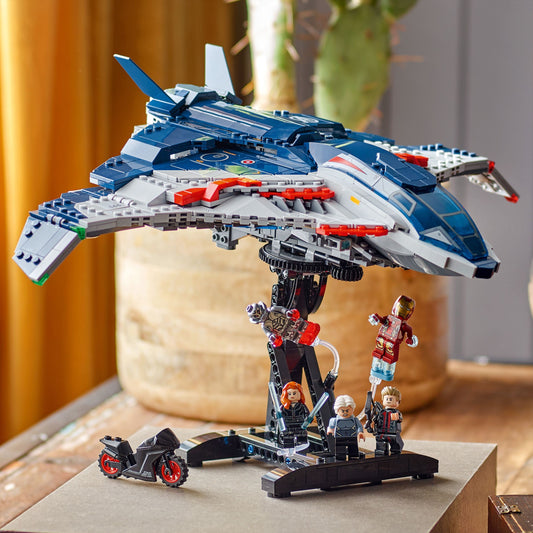 Lego Marvel 76325 Avengers: Age of Ultron Quinjet for Ages 12 and Up