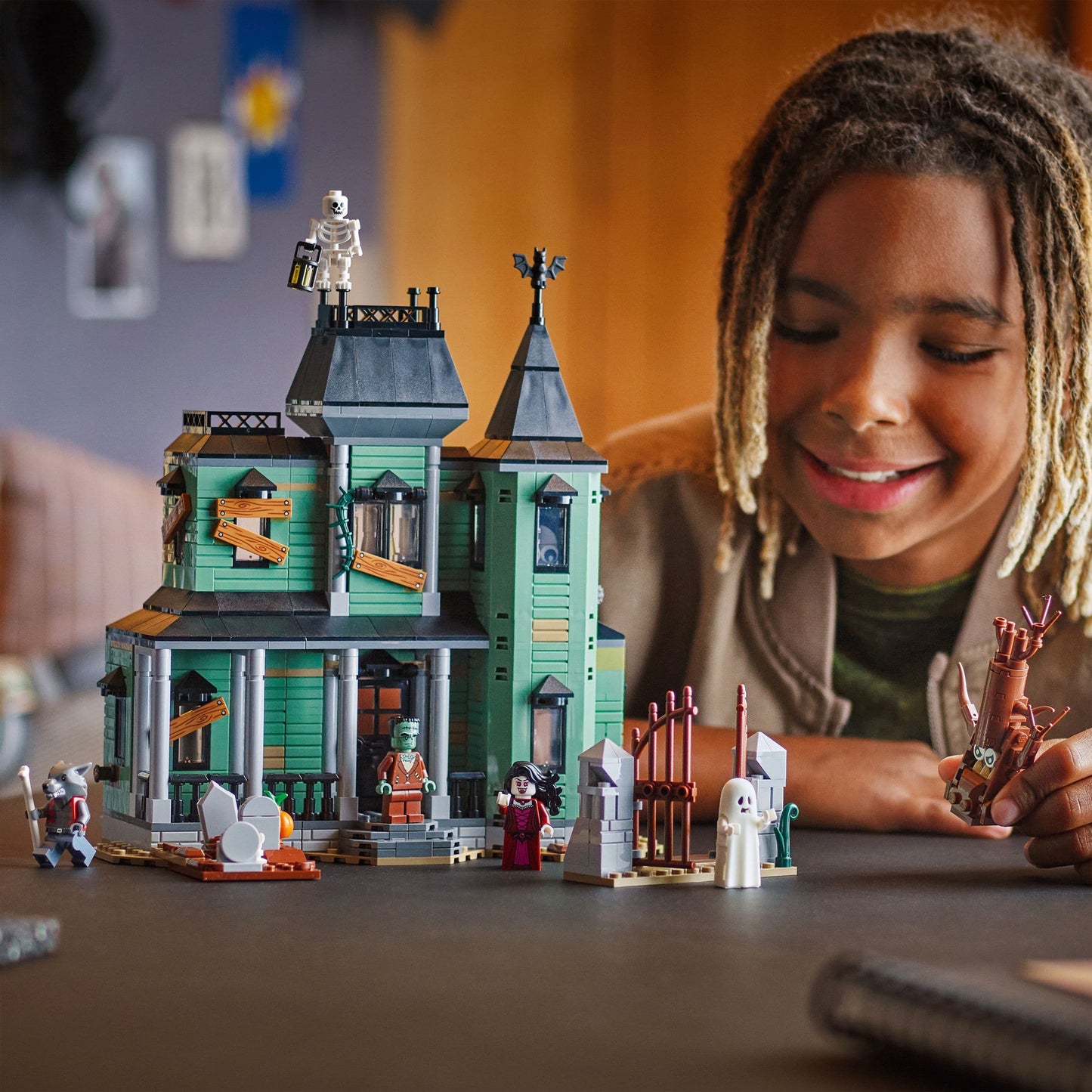 Lego Creator 3 in 1 31167 Haunted Mansion Rebuildable Set for Ages 9+