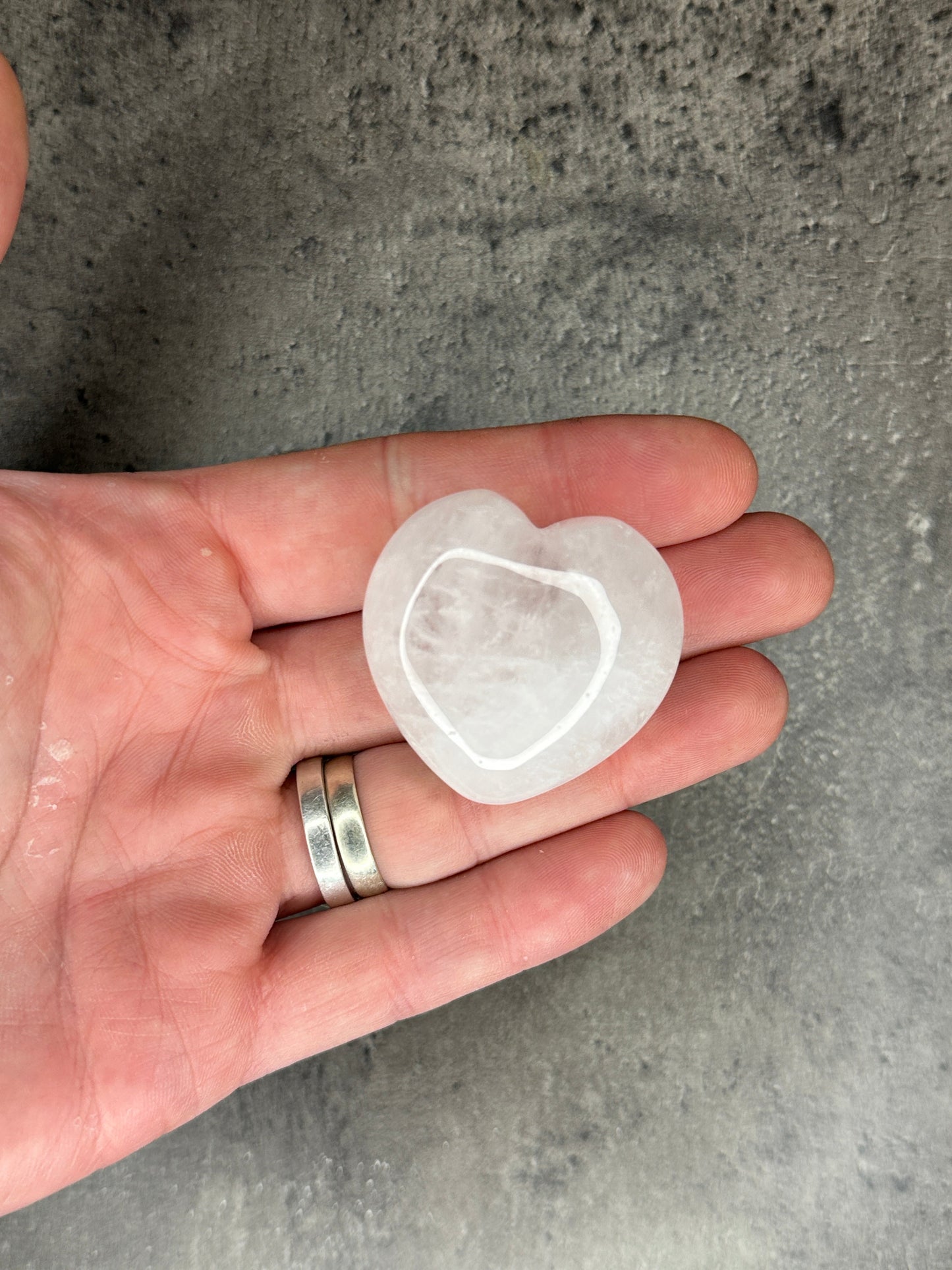 Clear quartz - Small heart