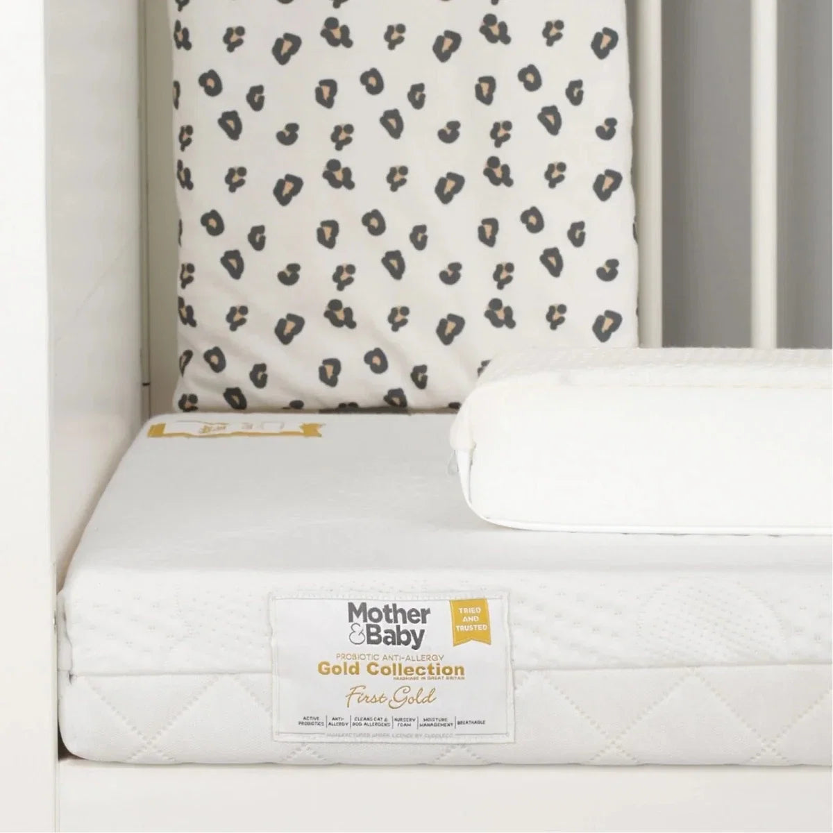 CuddleCo Mother&Baby First Gold Anti-Allergy Foam Cot Bed Mattress 140 x 70cm