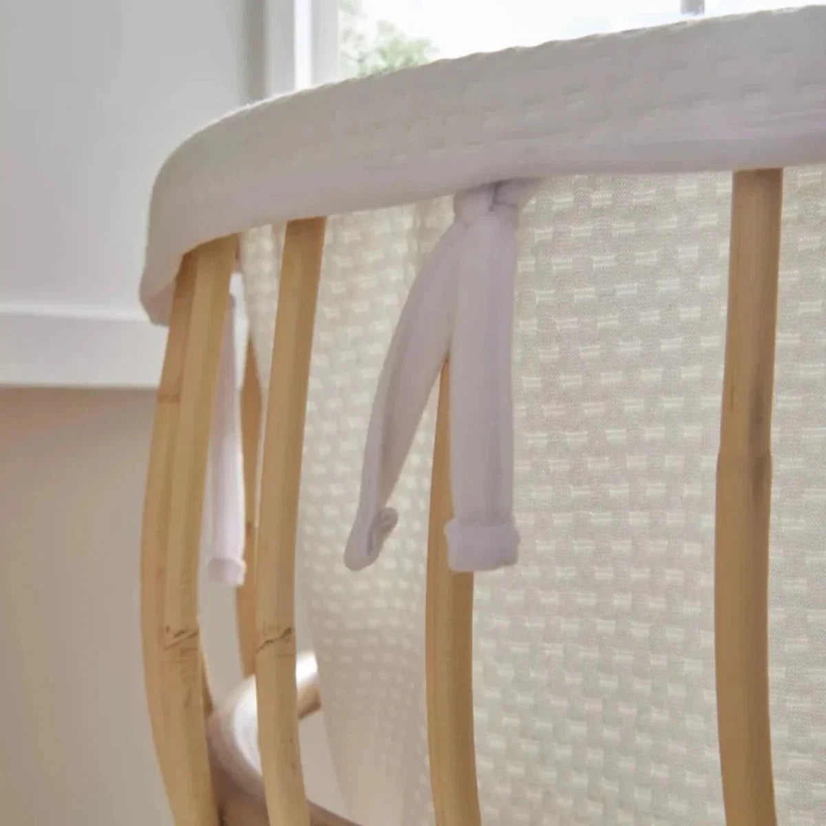 CuddleCo Aria Rattan Crib - Natural