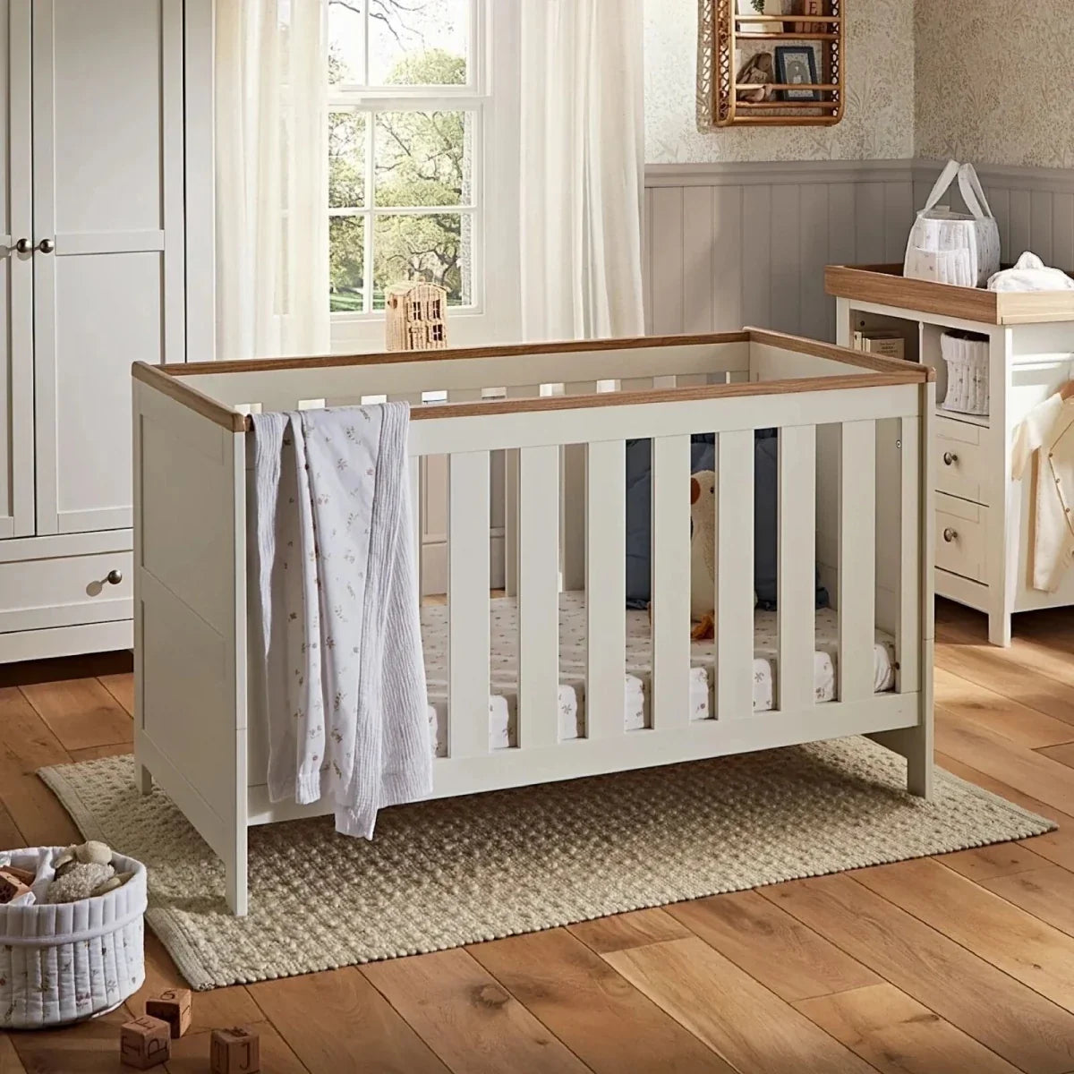CuddleCo Burford 2 Piece Nursery Furniture Set - White/Oak