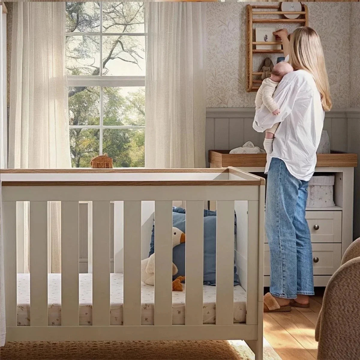CuddleCo Burford 3 Piece Nursery Furniture Set - White/Oak