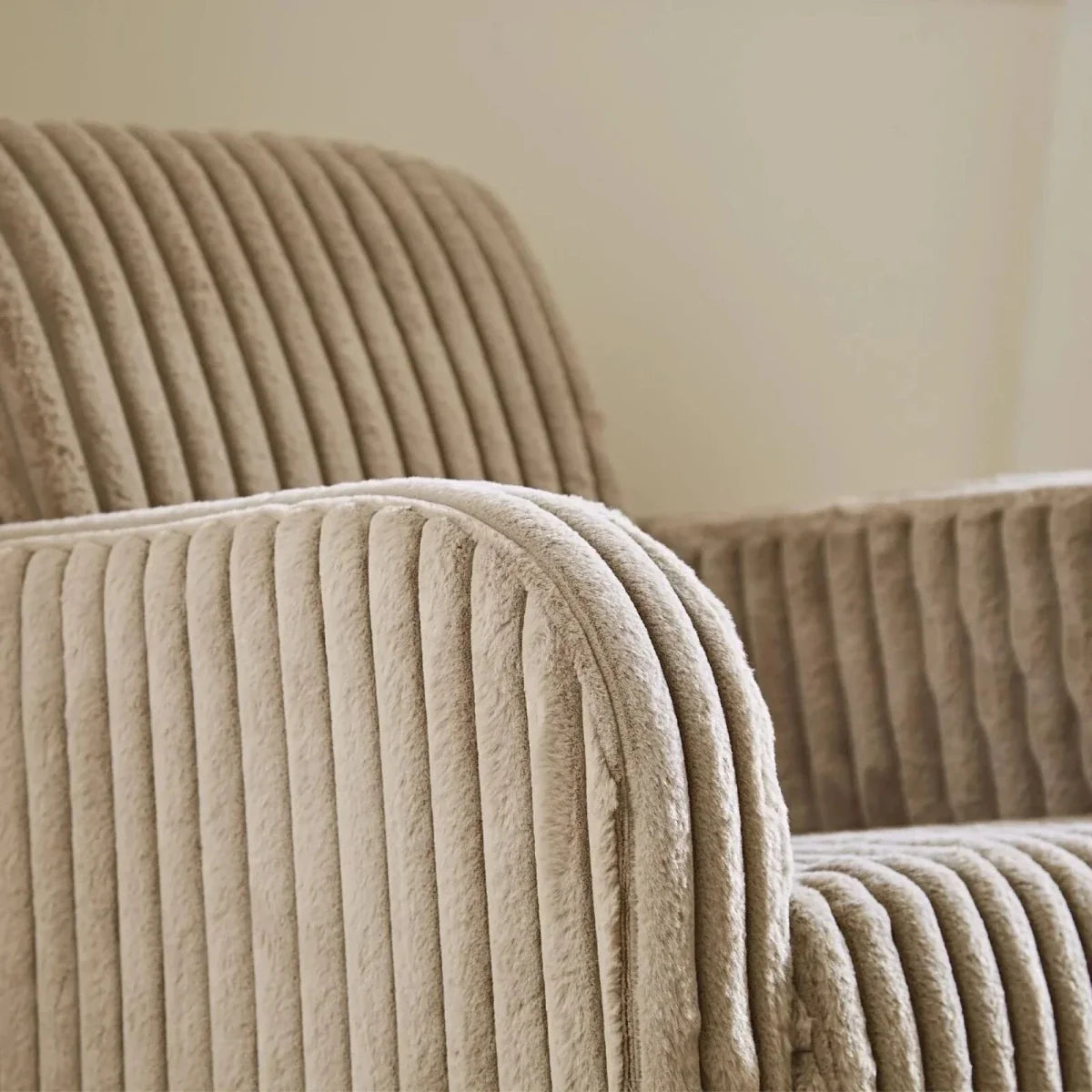 CuddleCo Etta Nursing Chair - Faux Fur Mink