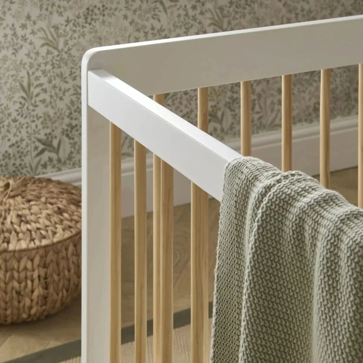 CuddleCo Nola Cot Bed - White/Natural