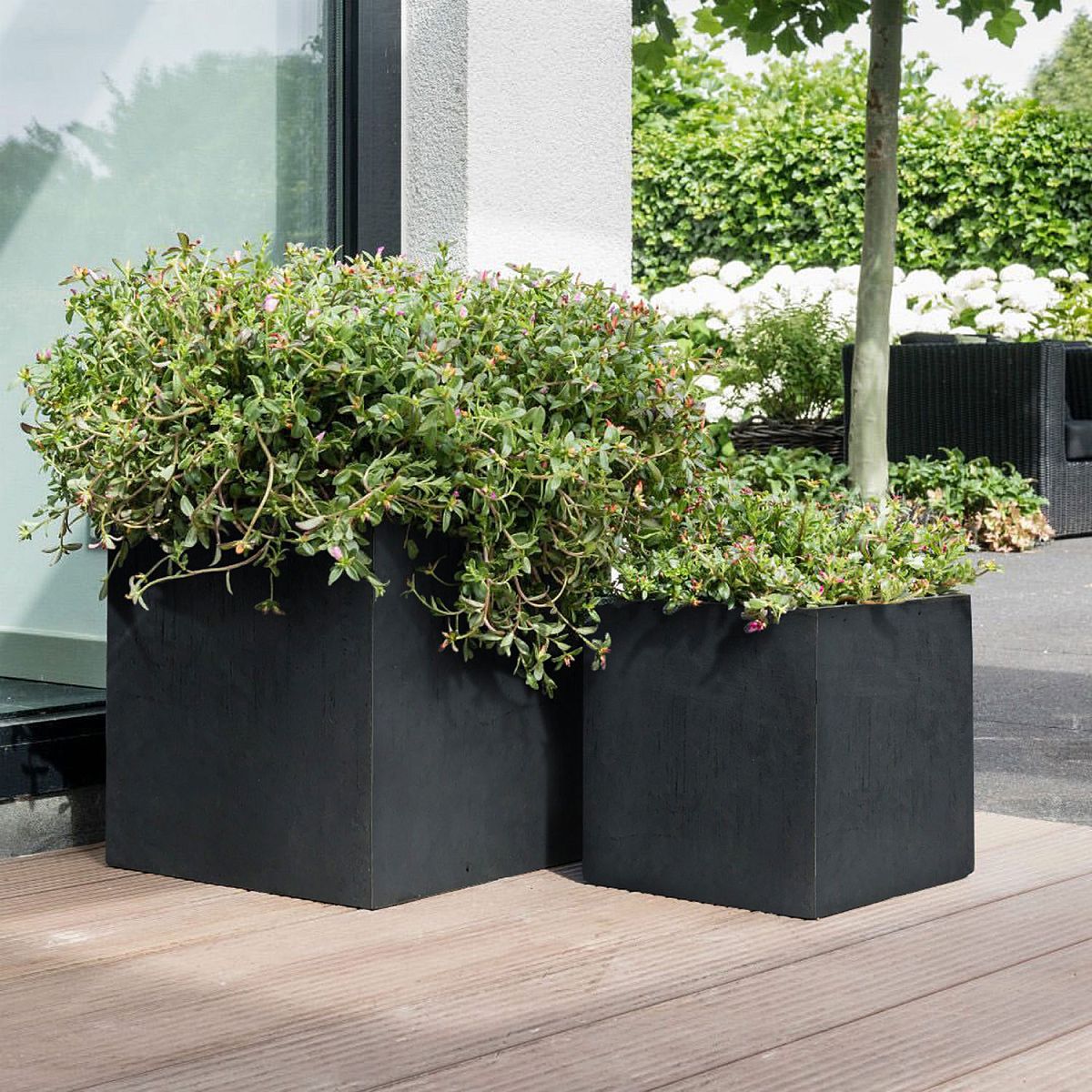 IDEALIST Lite Contemporary Flower Box Square Garden Planter, Faux Lead Light Concrete Outdoor Large Plant Pot H50 L50 W50 cm, 126L