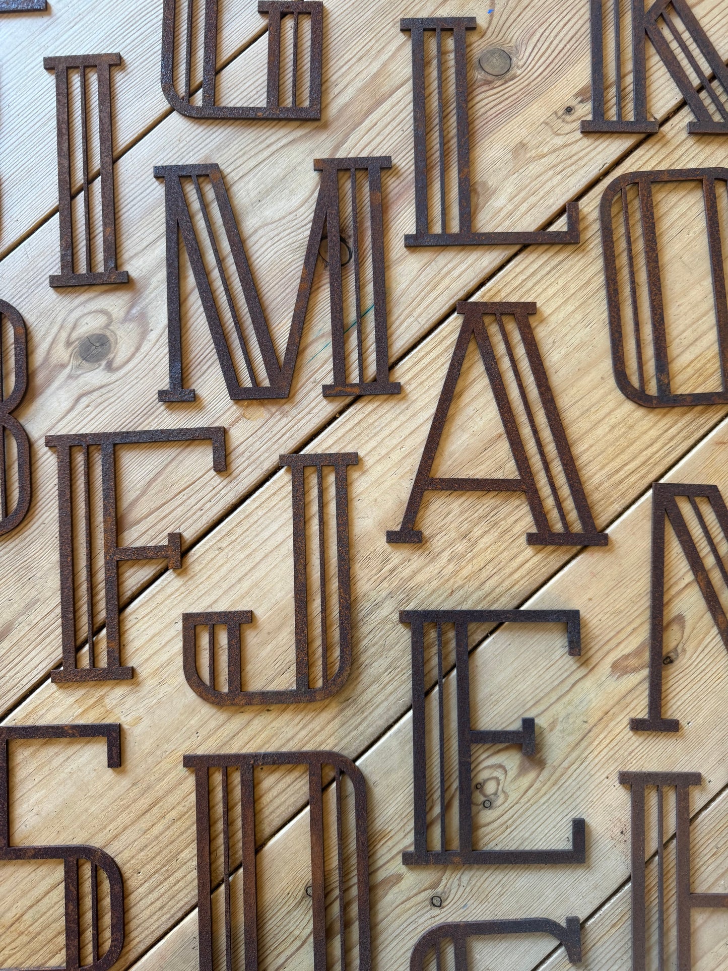 Rustic Art Deco Rusty Metal Alphabet Letters – Home & Garden A-Z 0-9