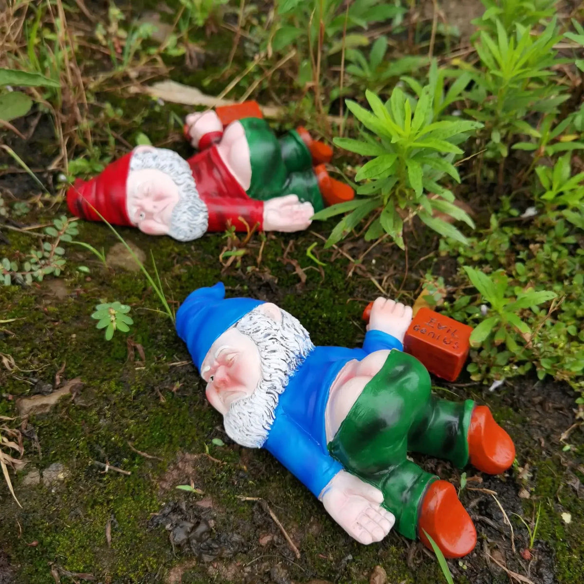 15cm Drunken Garden Gnome - Funny Statue for Indoor & Outdoor Home Decoration