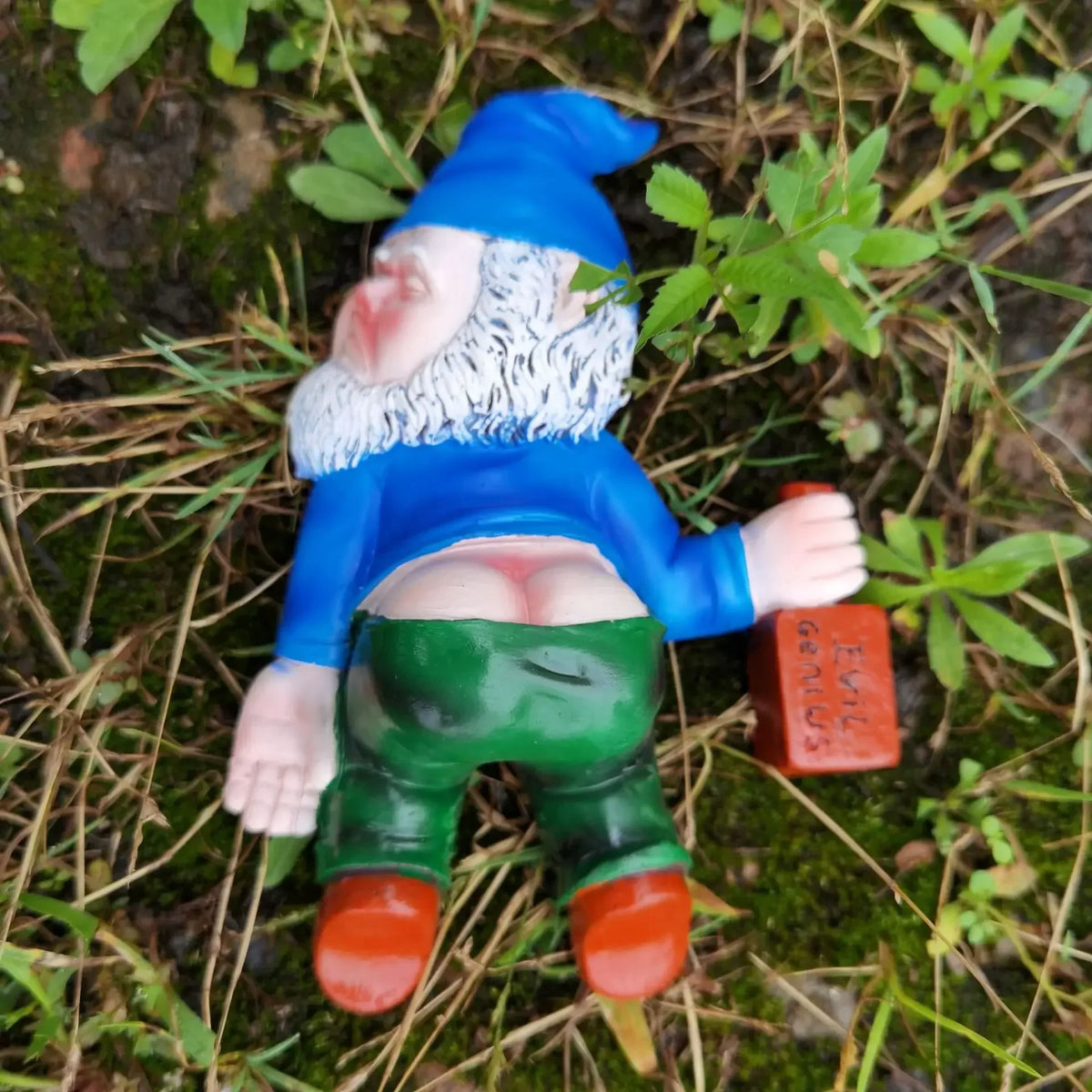 15cm Drunken Garden Gnome - Funny Statue for Indoor & Outdoor Home Decoration