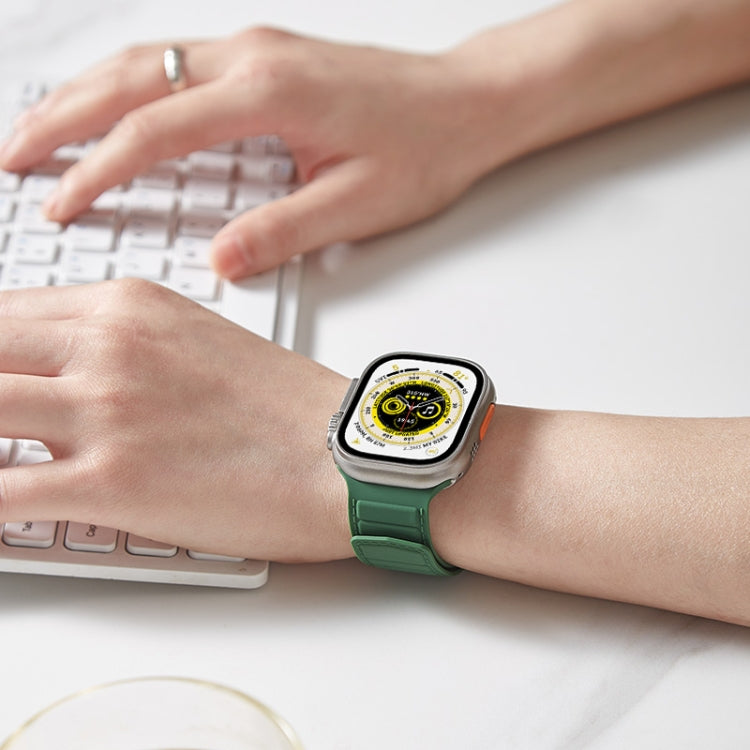 Loop Magnetic Silicone Watch Band, For Apple Watch SE 2023 40mm