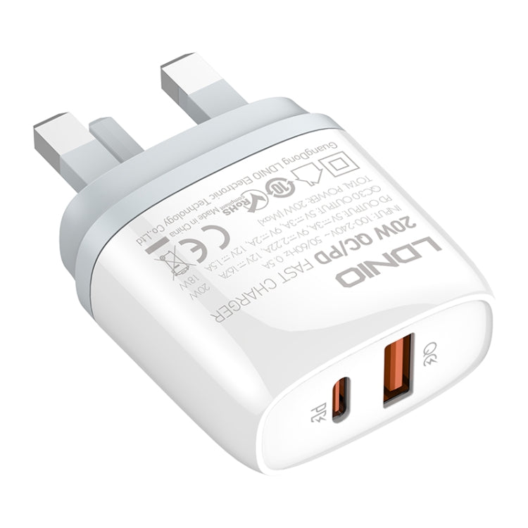 LDNIO Q229 QC3.0 / PD20W USB + Type-C Fast Charger with 1m USB to 8 Pin Cable, Plug Type:UK Plug(White)