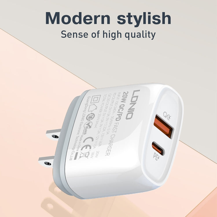 LDNIO Q229 QC3.0 / PD20W USB + Type-C Fast Charger with 1m USB to 8 Pin Cable, Plug Type:US Plug(White)