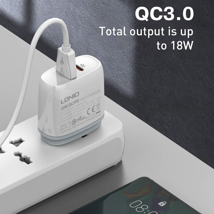LDNIO Q229 QC3.0 / PD20W USB + Type-C Fast Charger with 1m USB to 8 Pin Cable, Plug Type:EU Plug(White)
