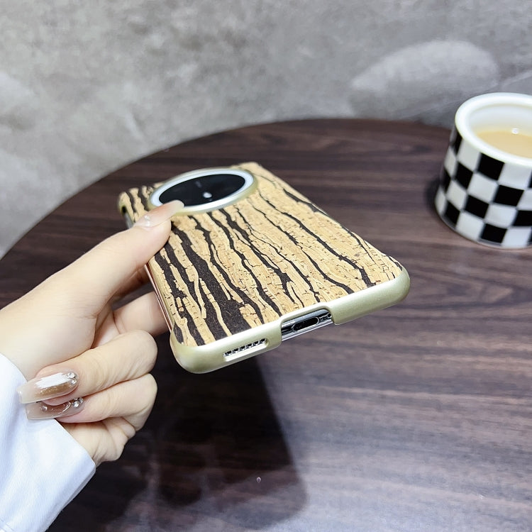For Huawei Mate 60 Pro Denior A18 Paint MagSafe Phone Case(Gold Butterflies)
