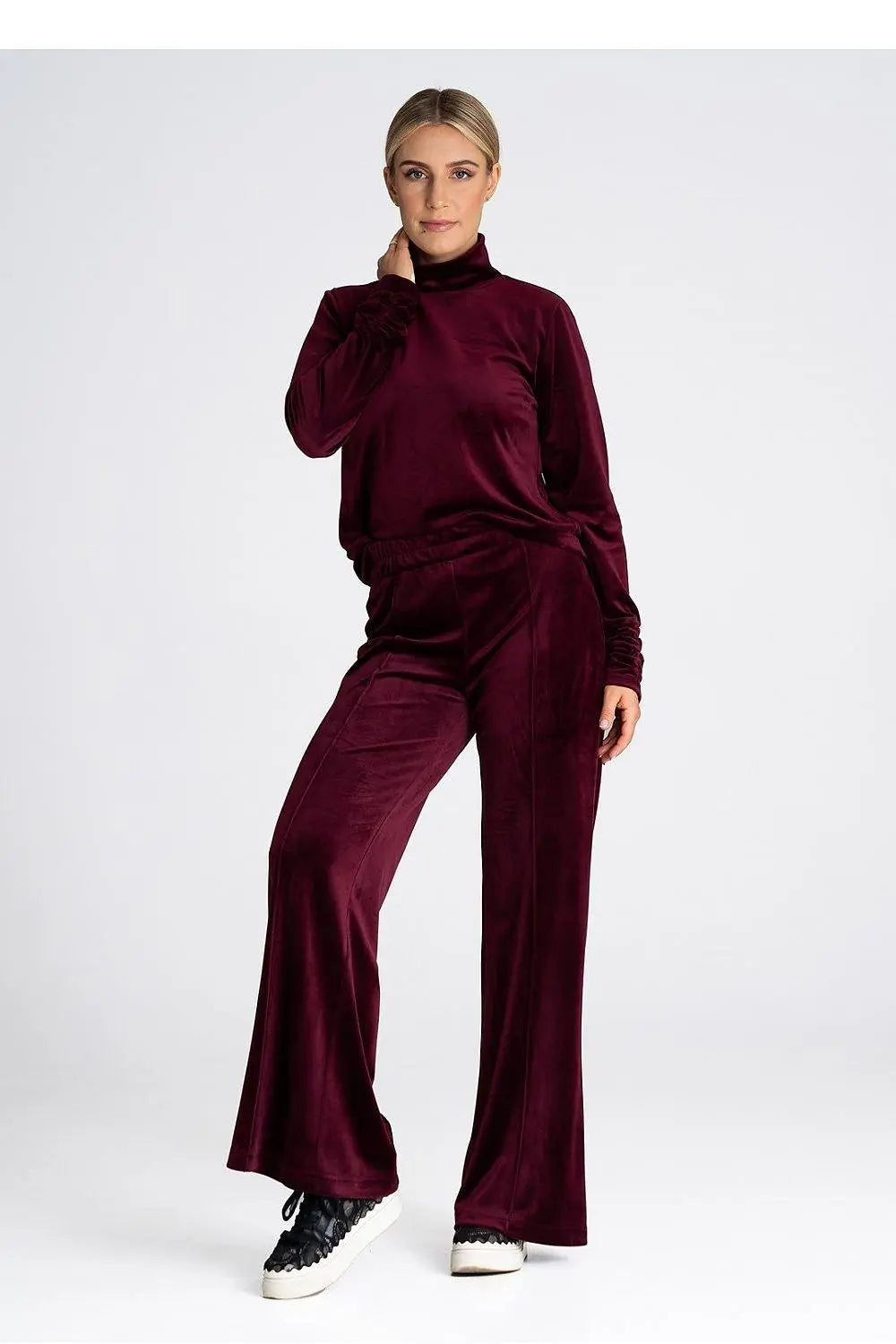 Figl long turtleneck and long sleeves blouse