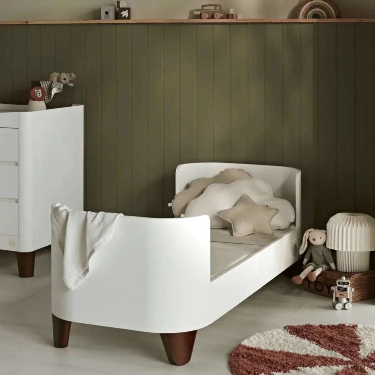 Gaia Baby Serena Cot Bed & Bedside Crib Set - White/Walnut