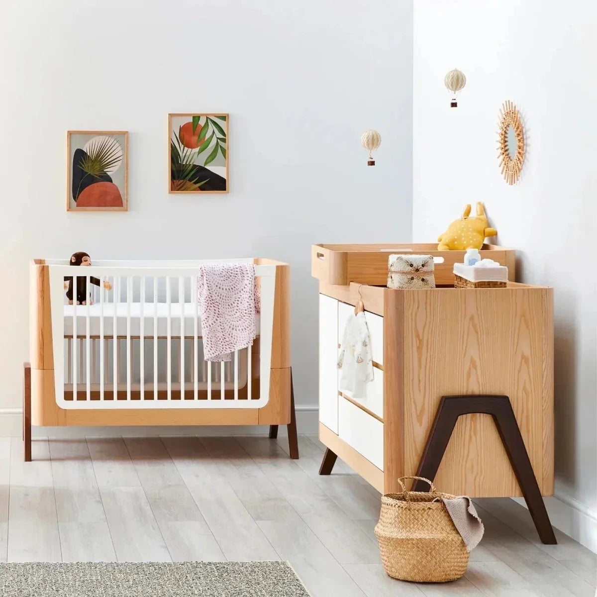 Gaia Baby Hera Changing Station - Natural