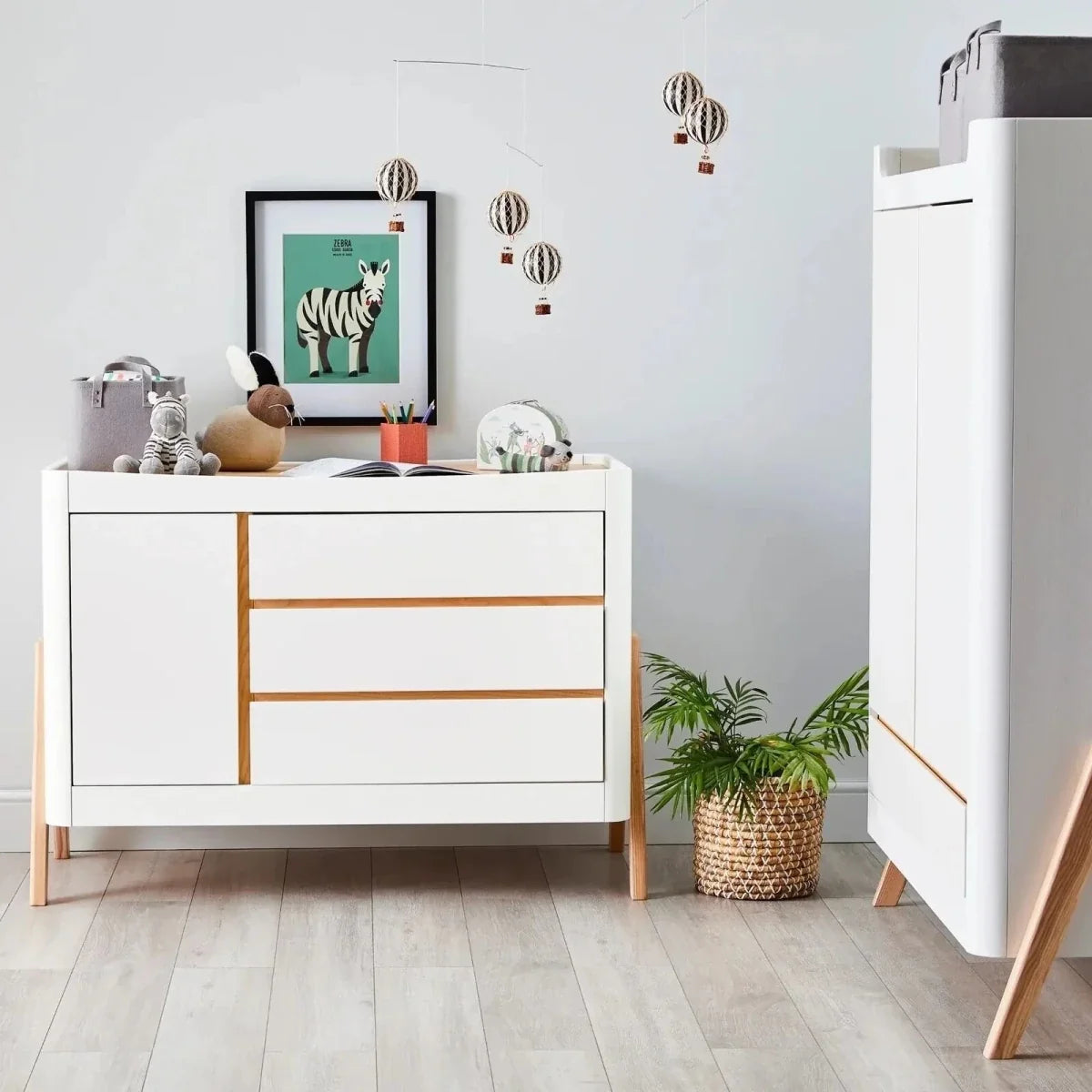 Gaia Baby Hera Dresser - Scandi White/Natural