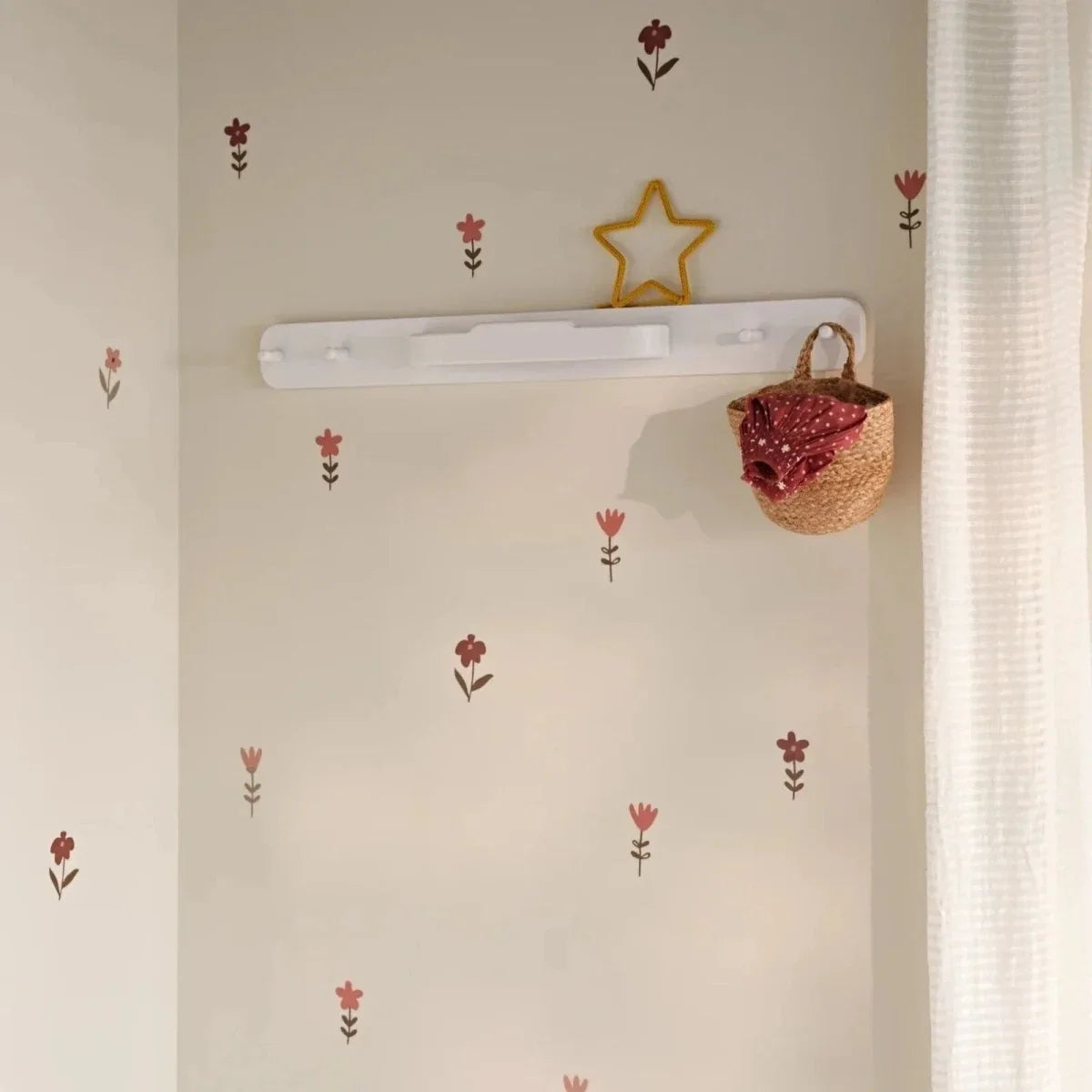 Gaia Baby Hera Hanging Rail - White