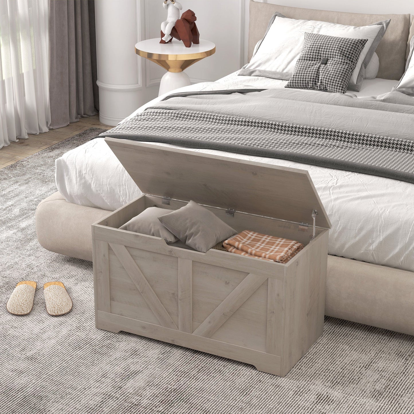 HOMCOM Storage Trunk for Living Room, with Safety Hinges, 80cm