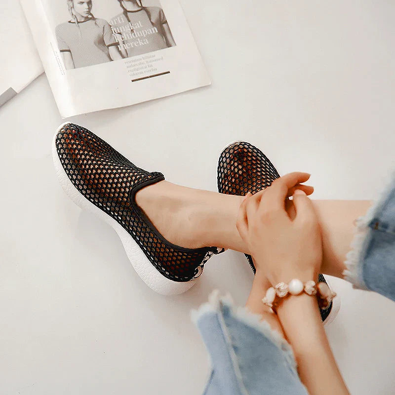 Hot Season Female Sandals 2022 Mesh Breathable Women Shoes Fashion Sports Shoes Soft Comfortable Women Shoes Zapatos De Mujer