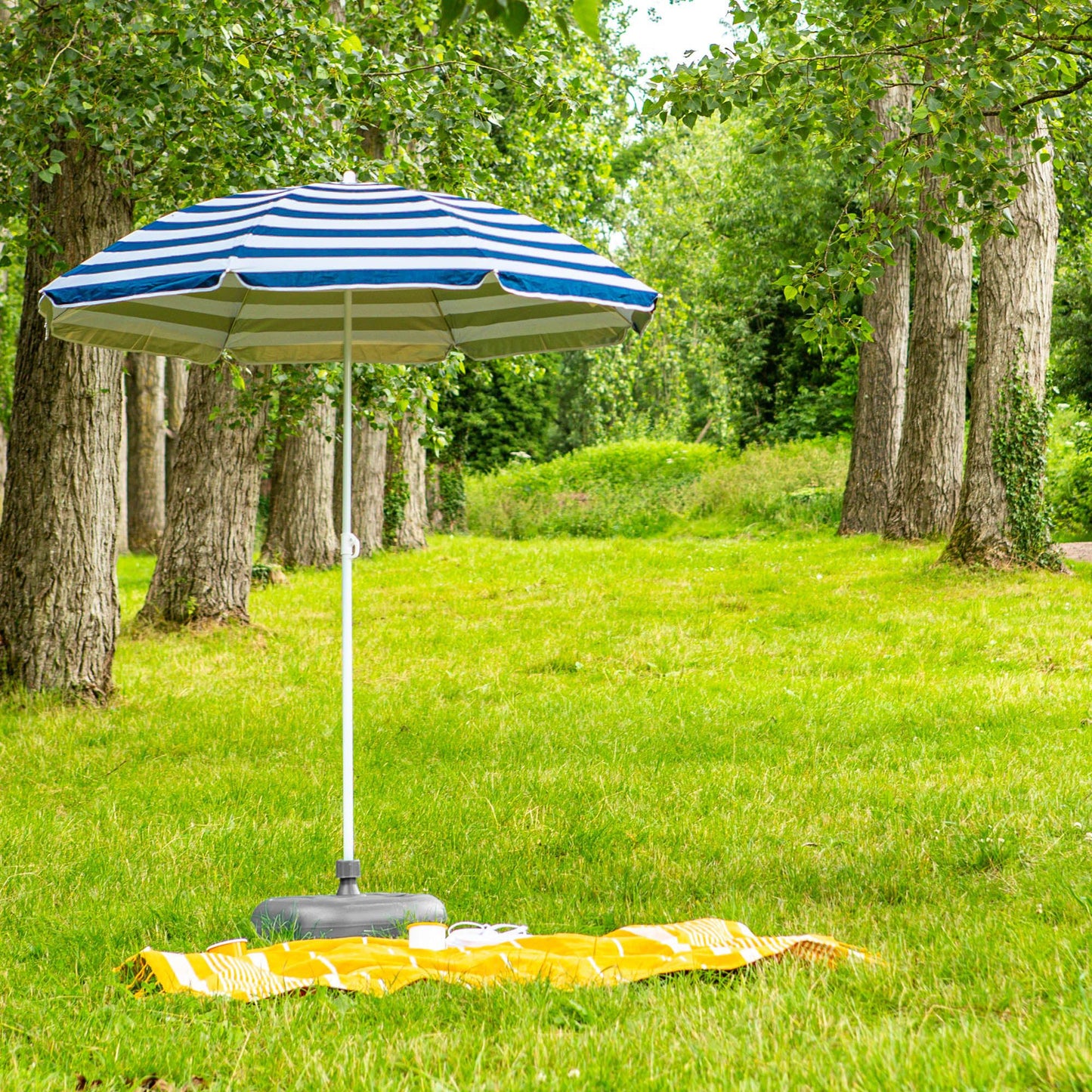 20L Plastic Fillable Parasol Base
