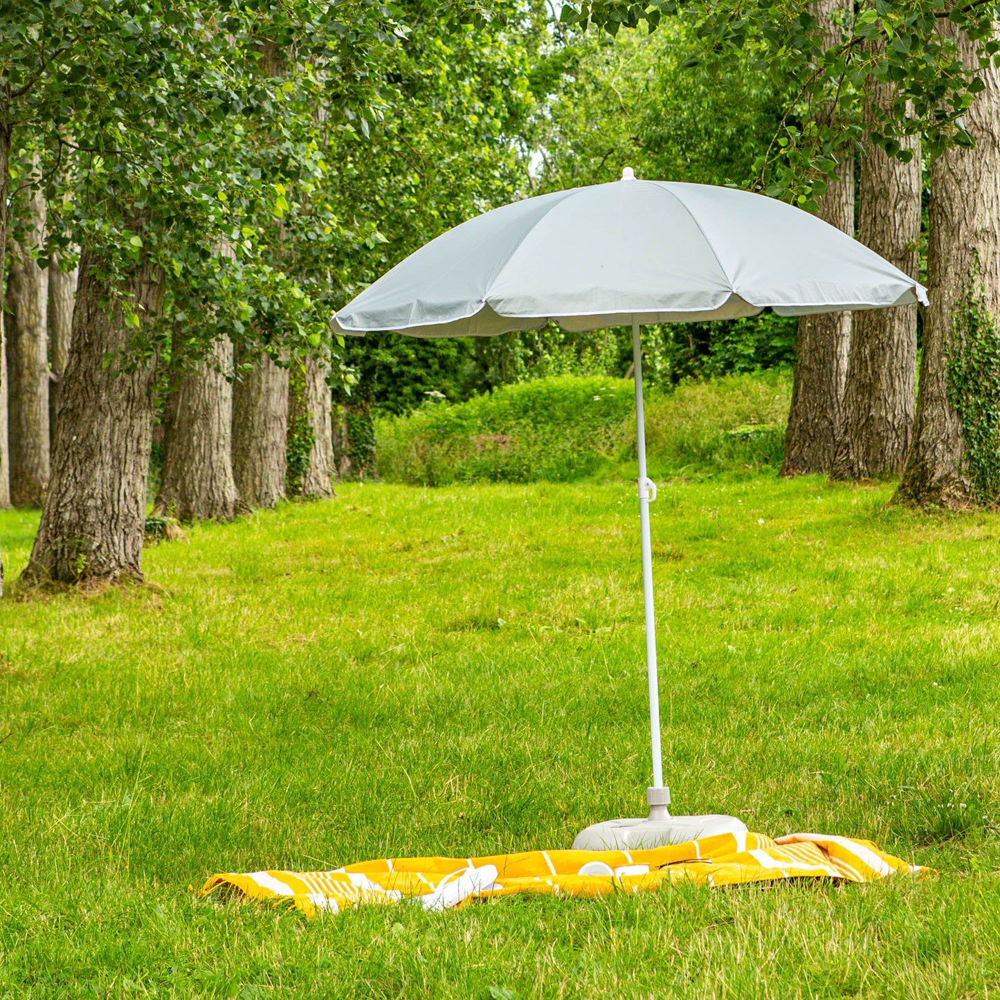 20L Plastic Fillable Parasol Base