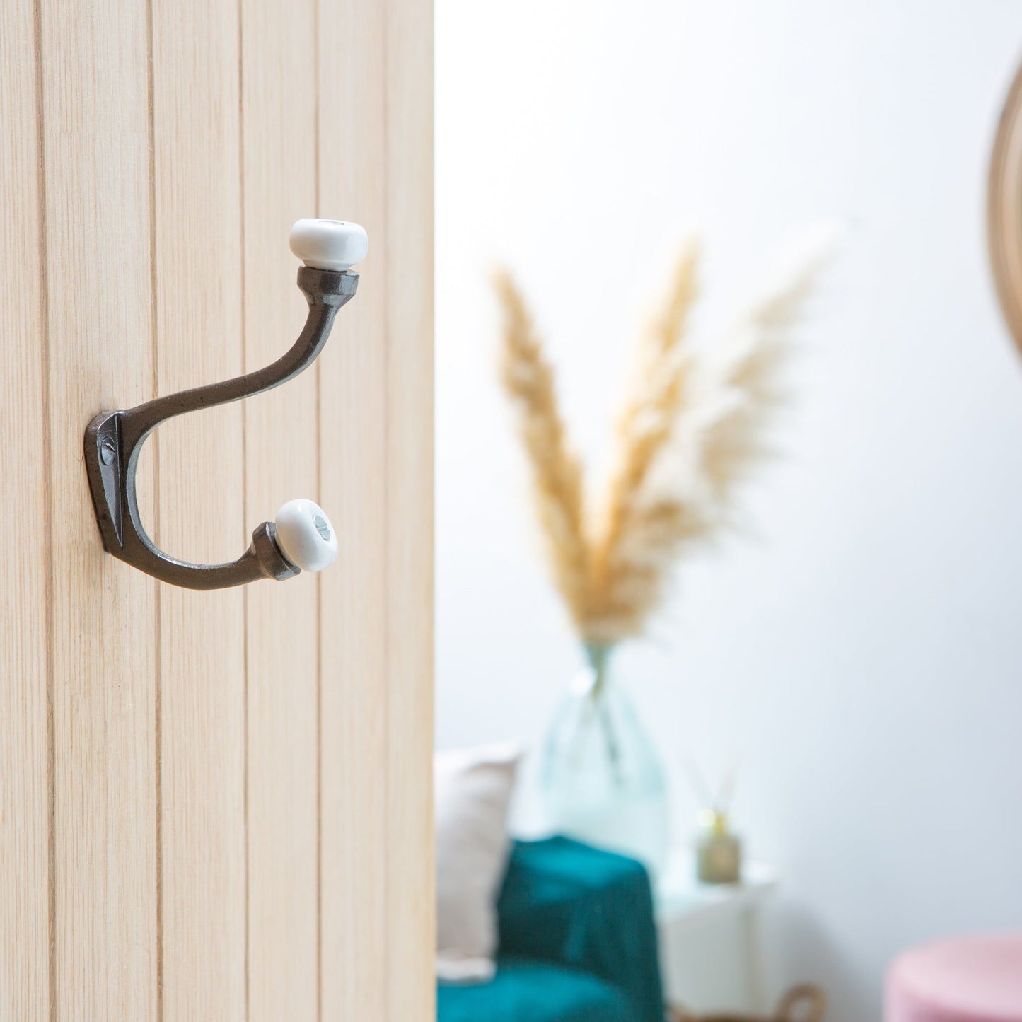 30mm x 105mm White Ceramic Ball Black Hat & Coat Hook