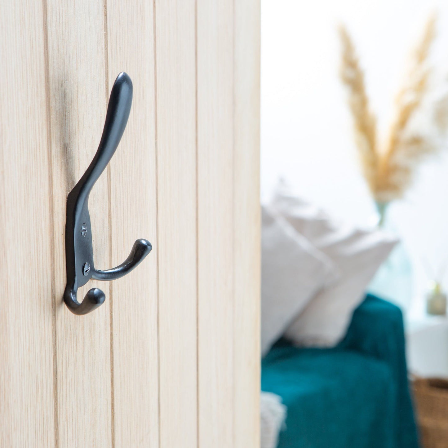90mm x 140mm Black Rustic Hat and Double Robe Hook