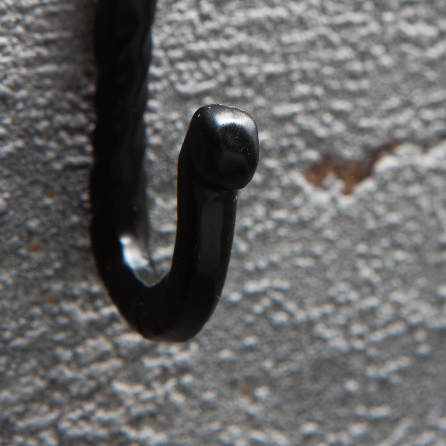 5mm x 40mm Black Twisted Nail Hook