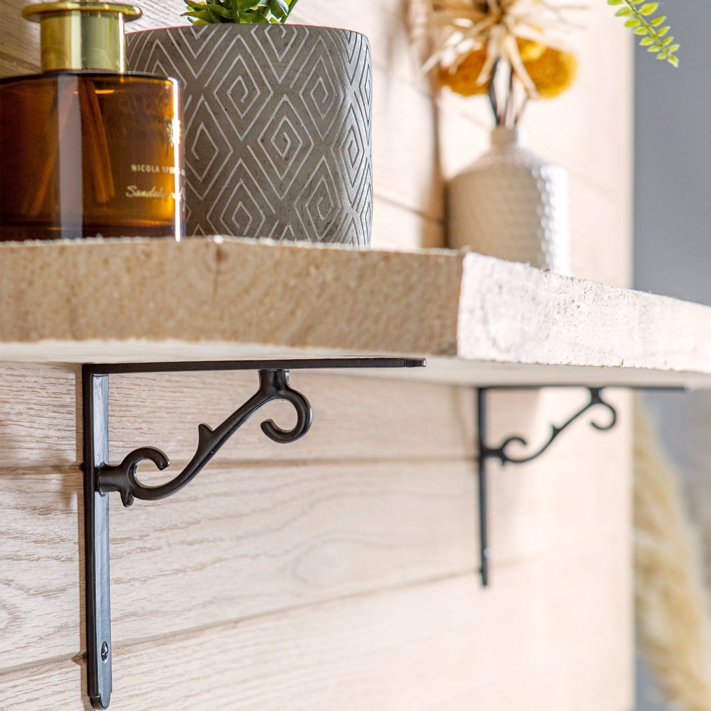 155mm Scroll Iron Shelf Bracket