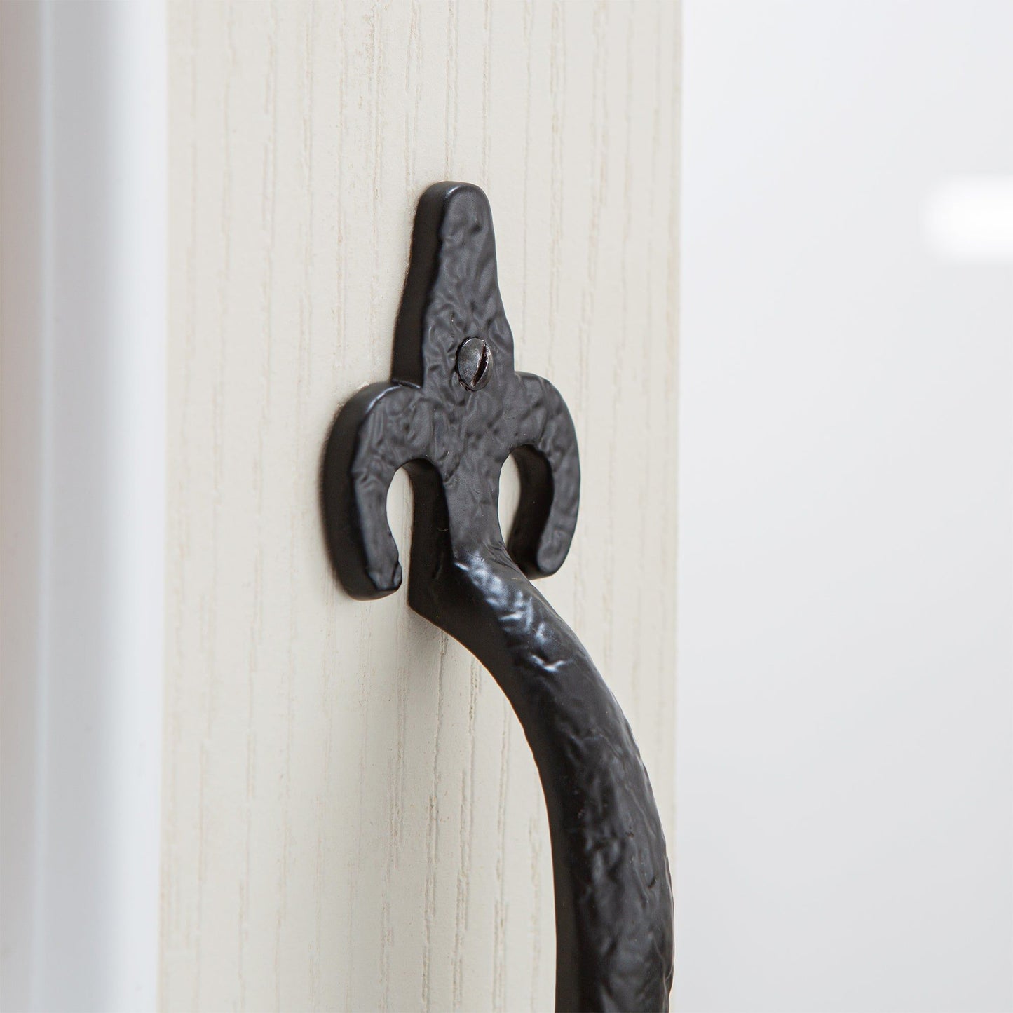 205mm Black Antique Fleur De Lis Door Handle