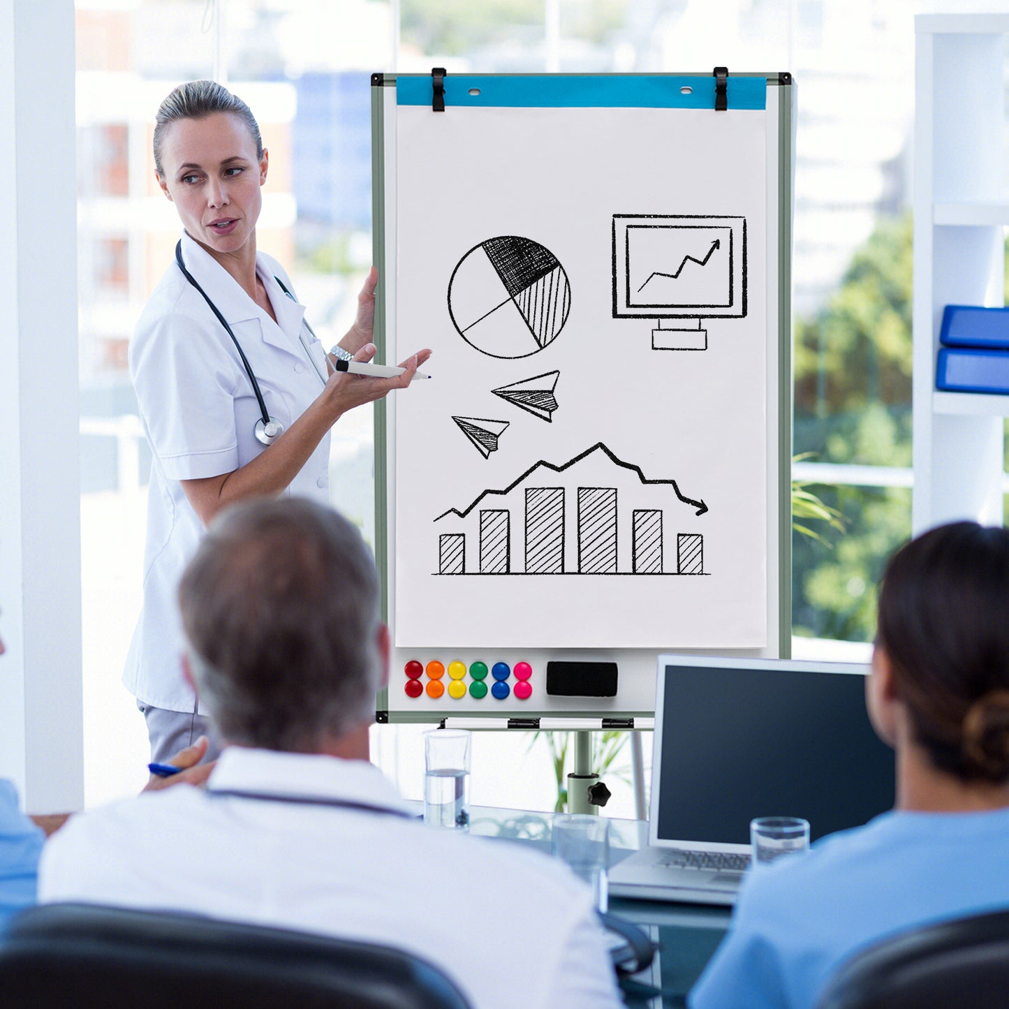 100 cm x 65 cm Height-Adjustable Magnetic Whiteboard on Wheels-Black & White