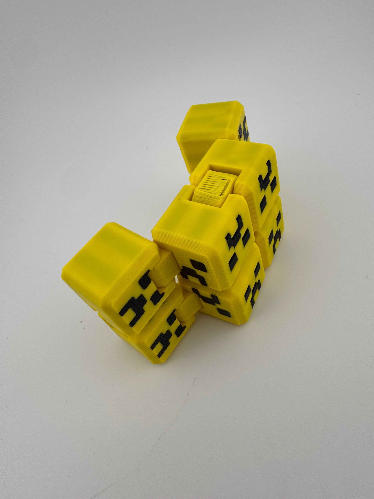 Minecraft inspired infinity cube - creeper style