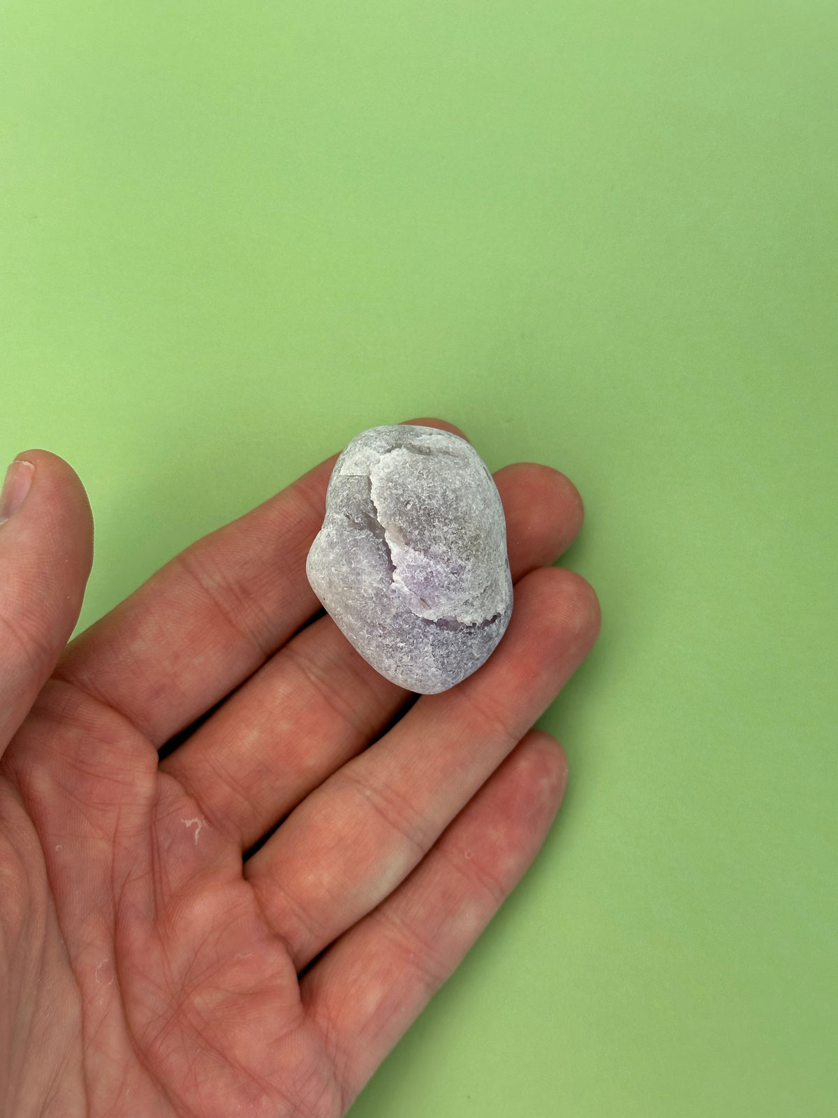 Amethyst - Rough dragon egg