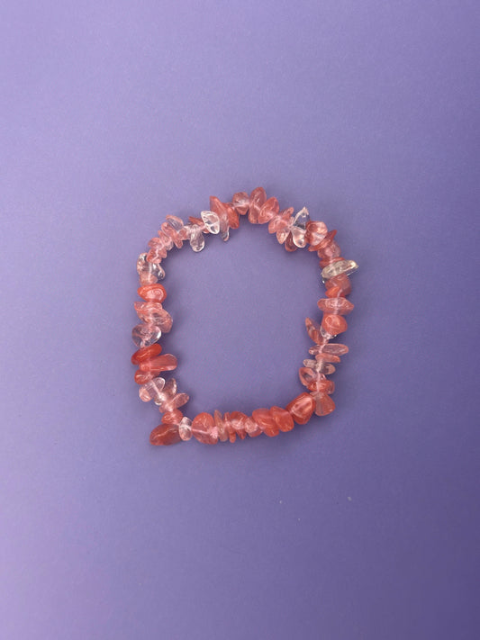 Cherry quartz - Crystal chip bracelet