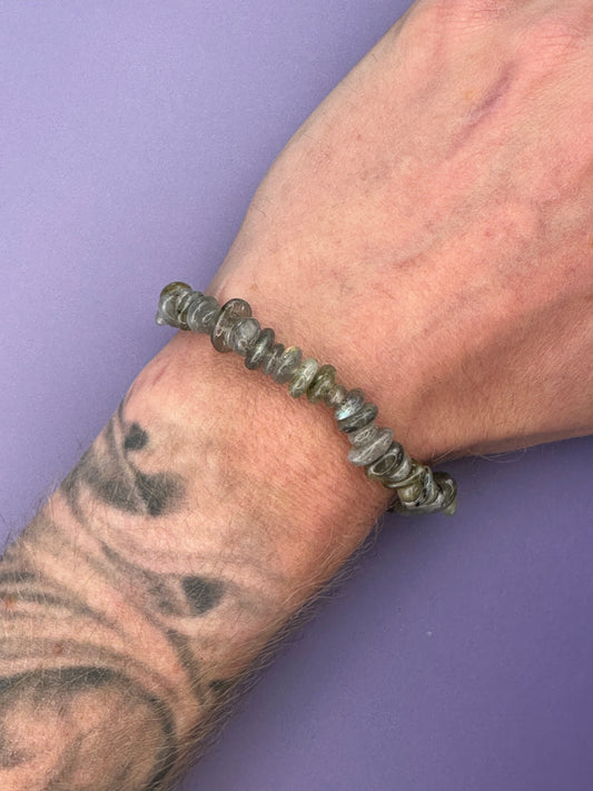 Labradorite - Crystal chip bracelet