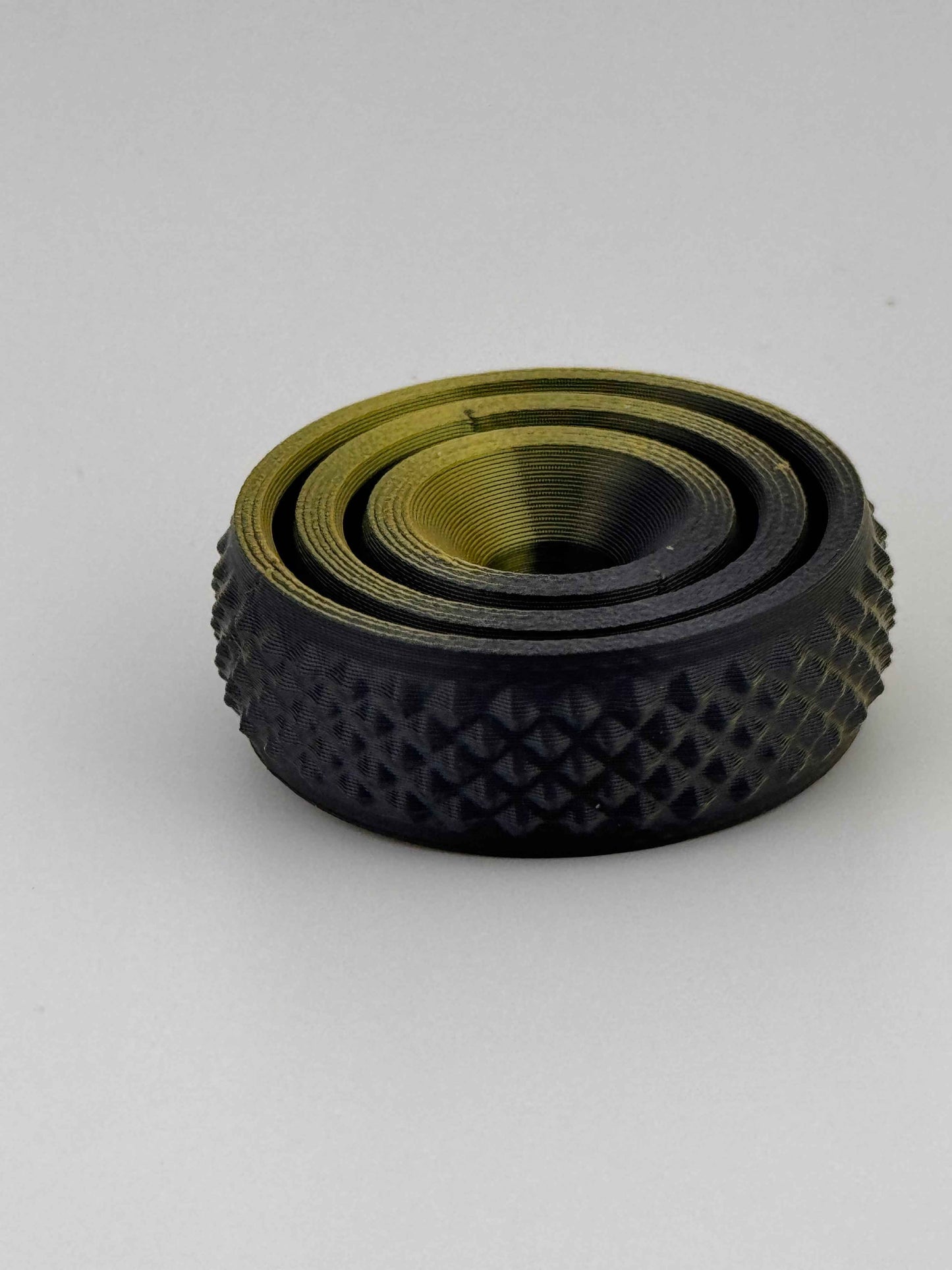 Gyro Fidget - Running rings around you