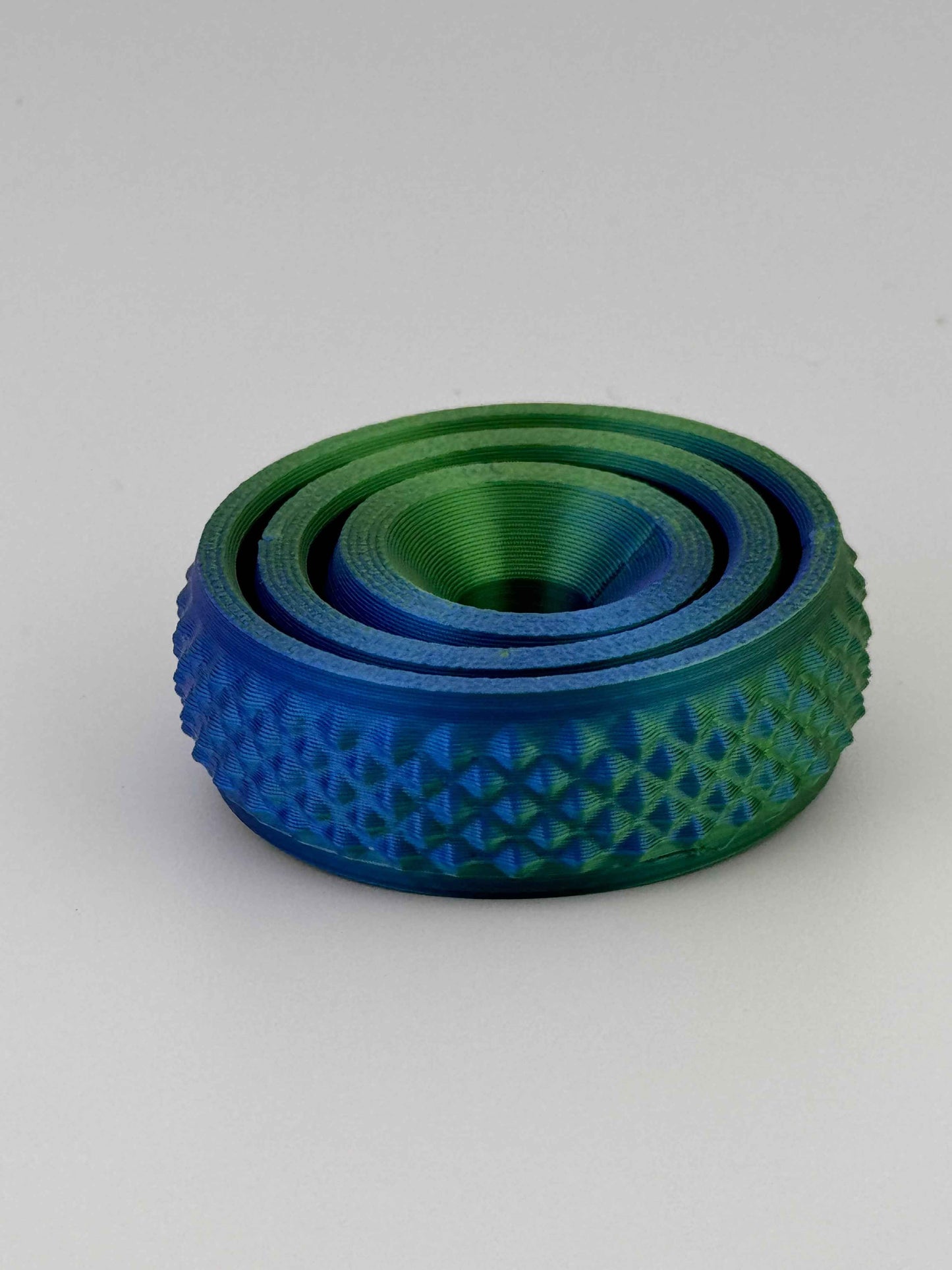 Gyro Fidget - Running rings around you