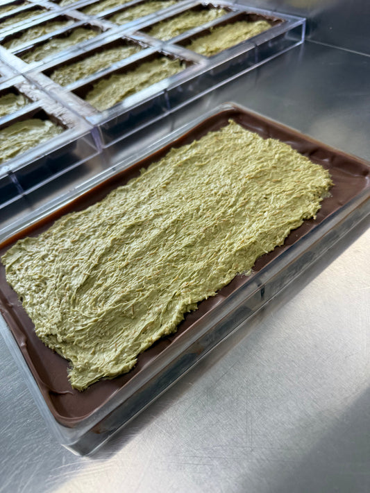 DUBAI KUNAFA PISTACHIO SHARING BAR