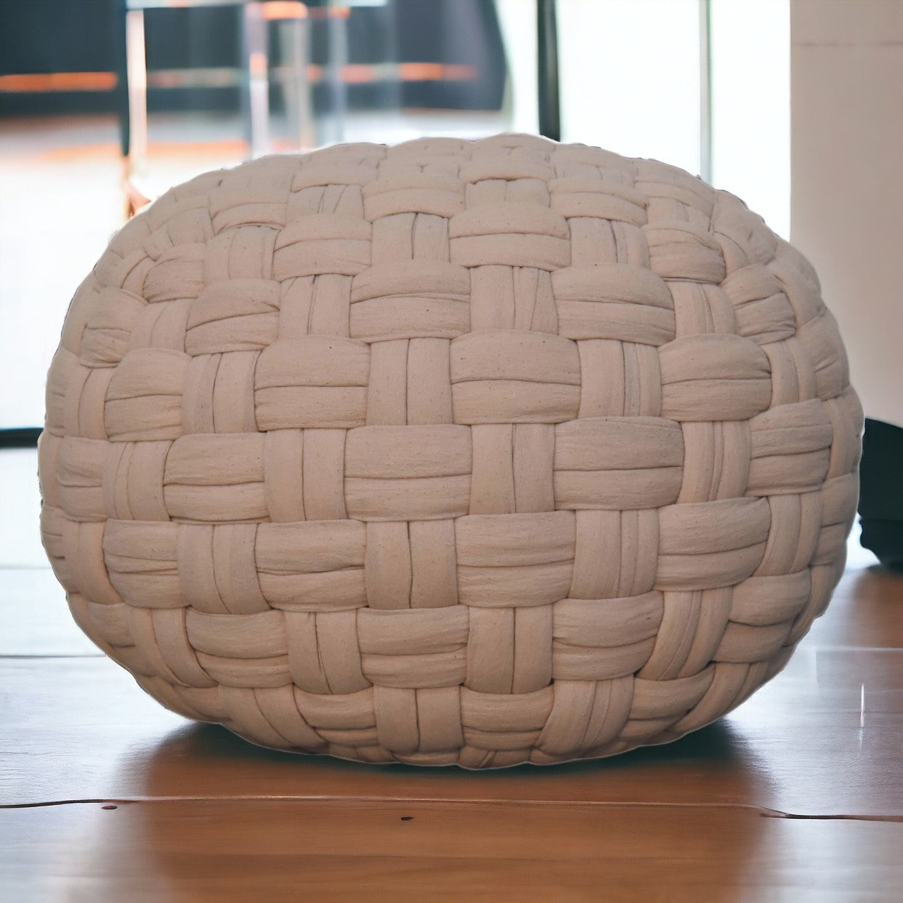 Tube Pouffe Cream