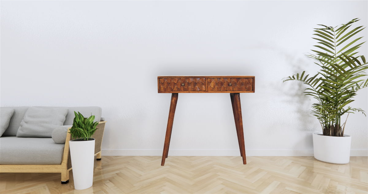 Chestnut Pineapple Console