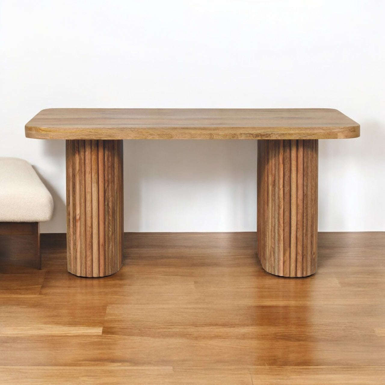 Soba Bench