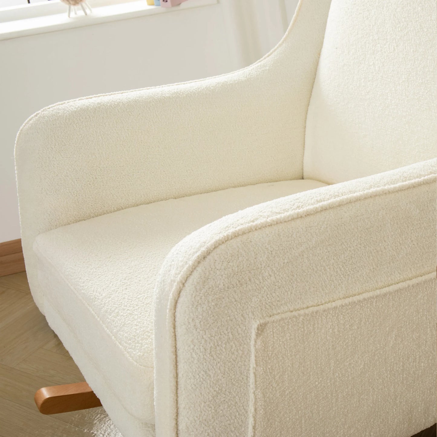 Ida Nursing Chair with Footstool