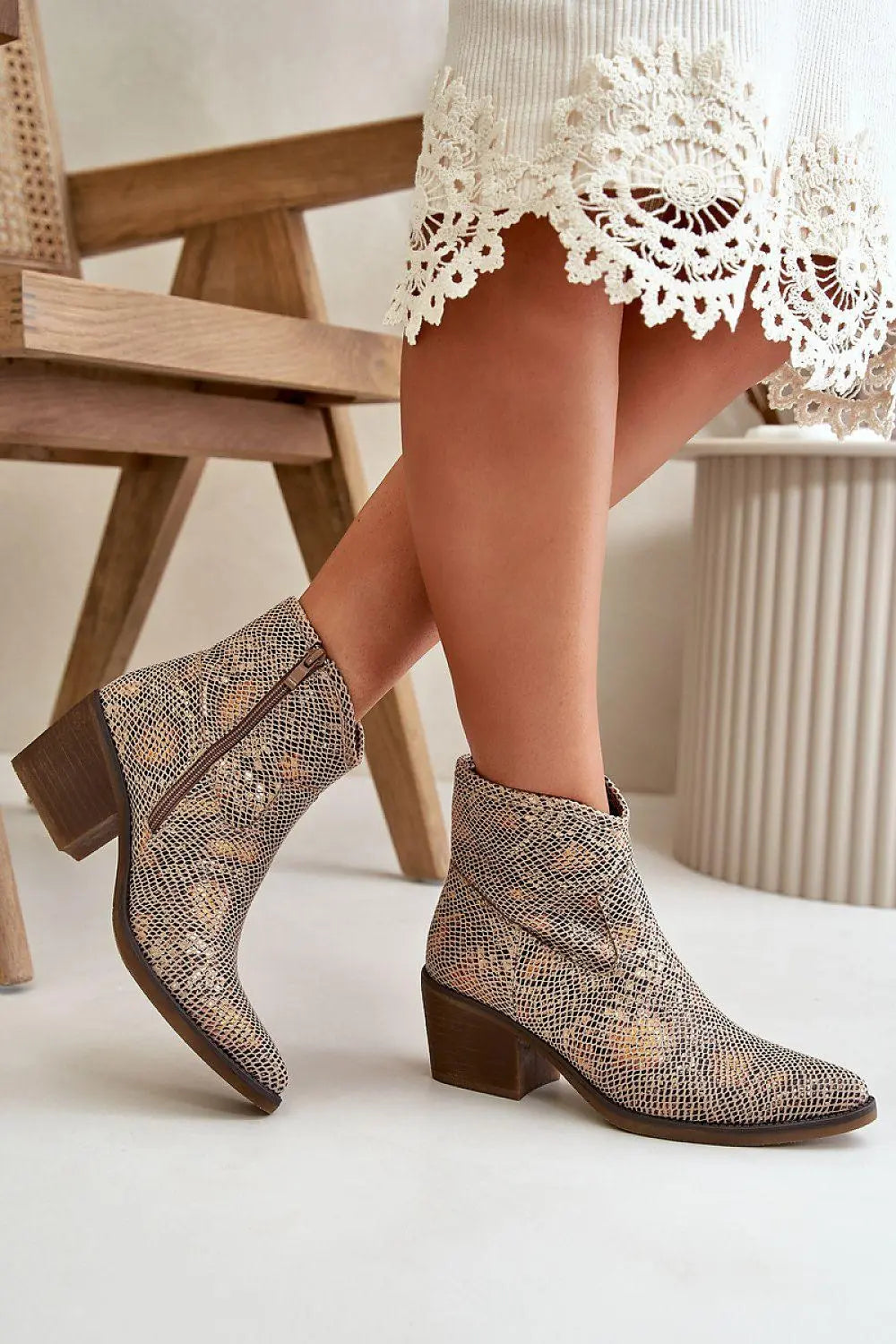 Jezzi Cowboy boots that stands out with high quality craftsmanship