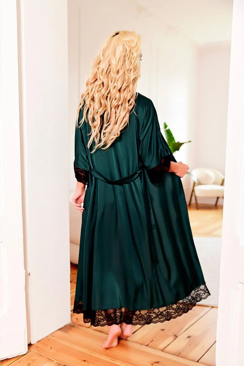 Kalimo long, satin dressing bathrobe